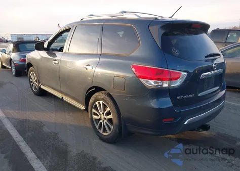 2015 Nissan Pathfinder S from USA, damaged, VIN 5N1AR2MM2FC712516